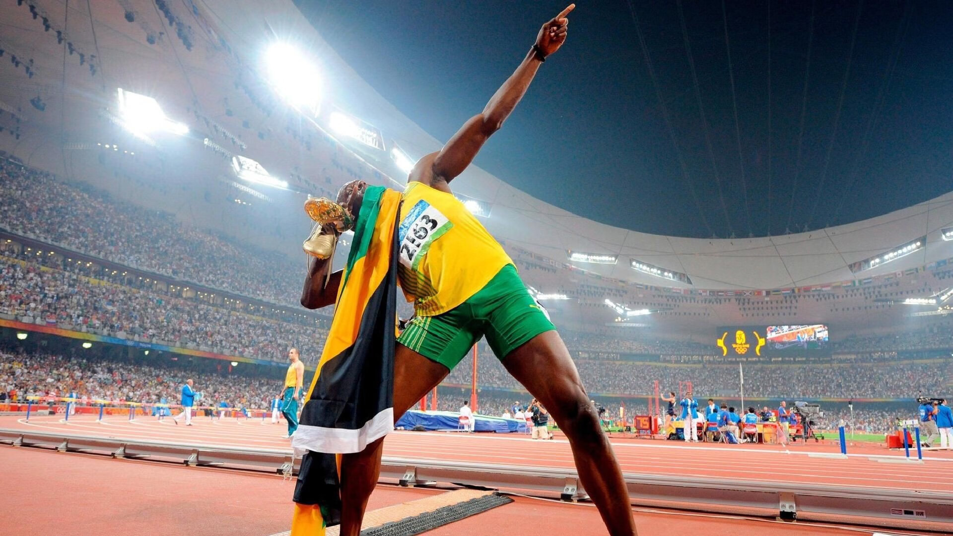 《职业选手的生活：除了比赛还有哪些精彩？》，职业选手是什么工作