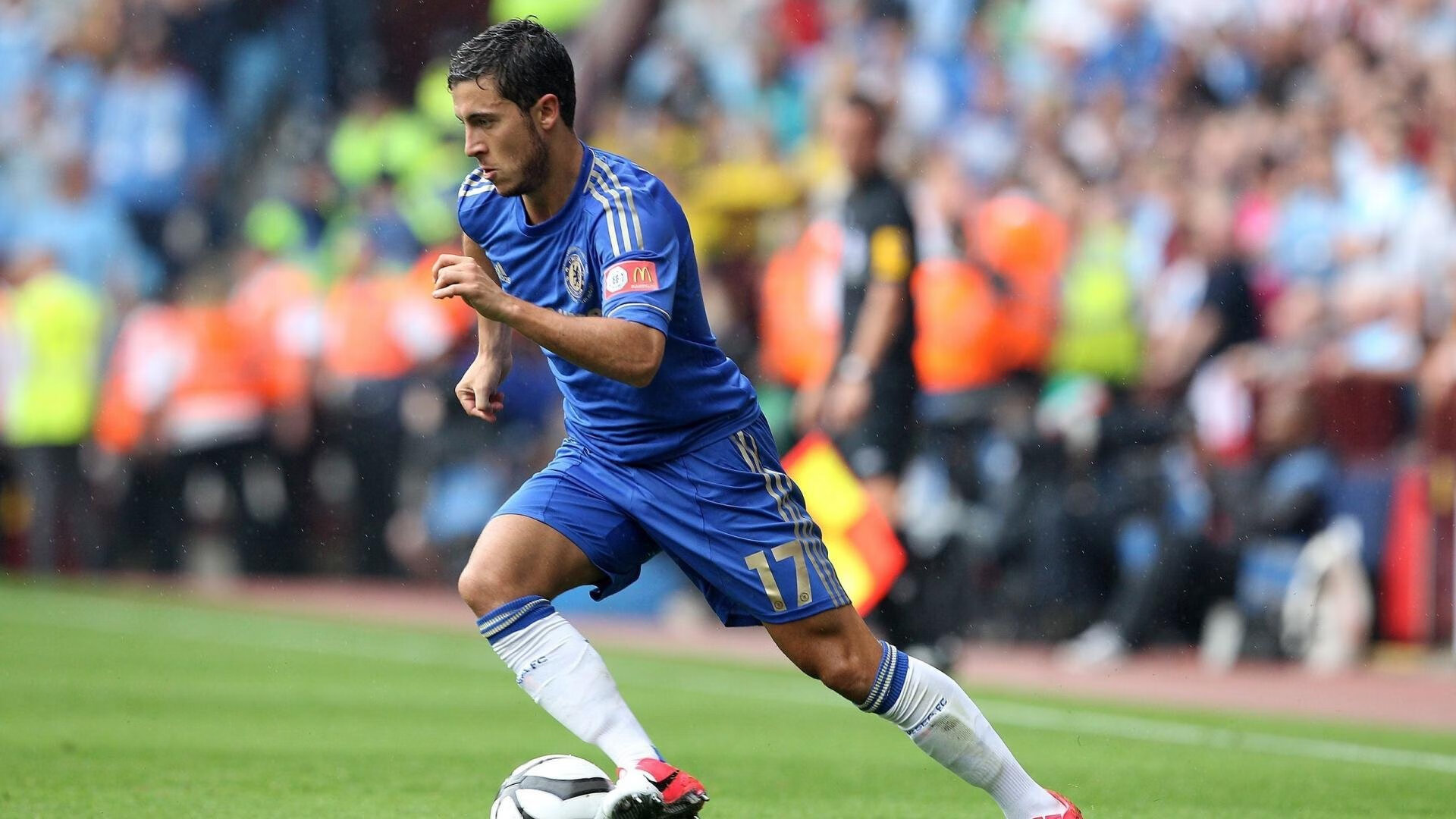 日本足球队备战充分，状态良好，日本足球队首发11人